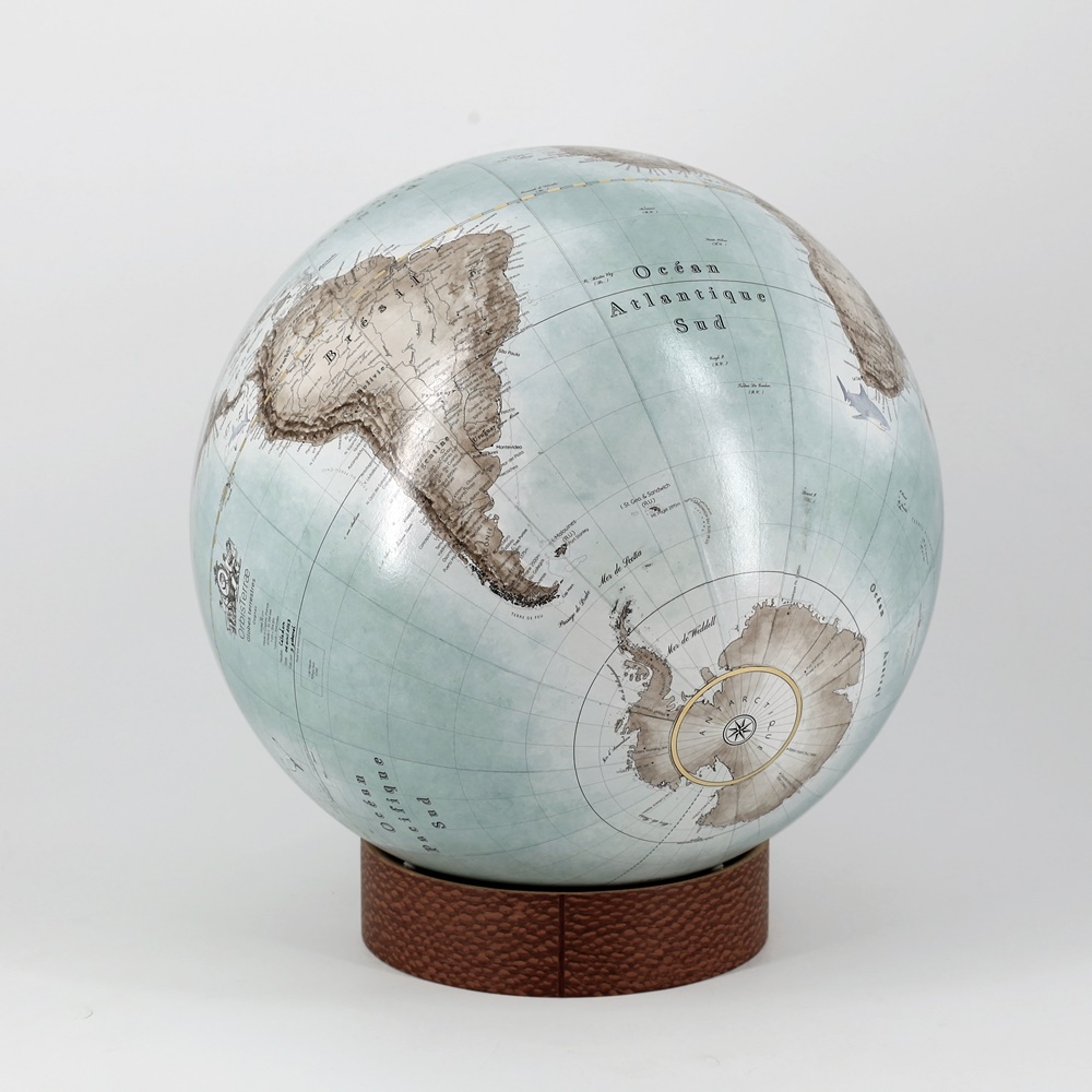 Celadon | Globe 36cm