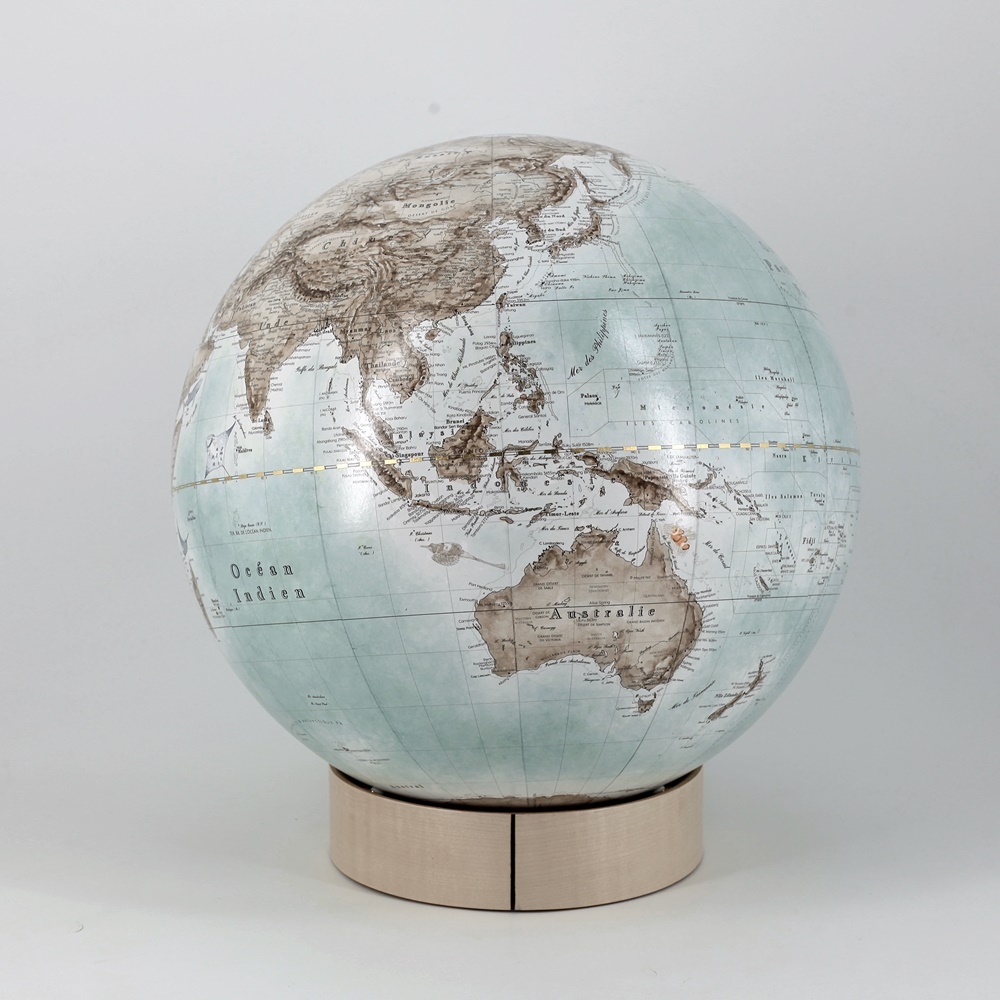 Celadon | Globe 36cm