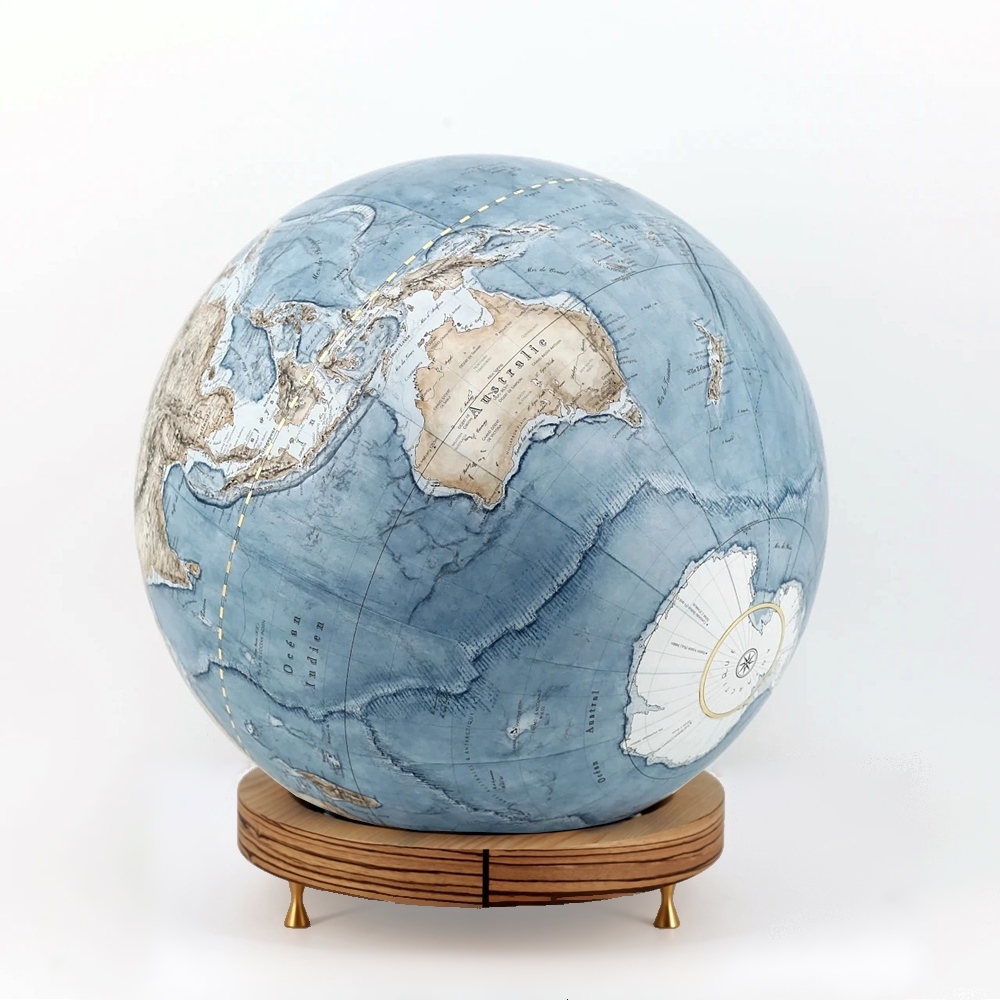 Petroleum | Globe 36cm